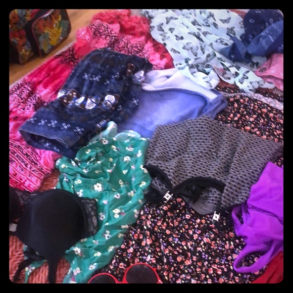 Junior/women’s Clothes lot s/m 40+ pCs photoshoot - Picture 1 of 8